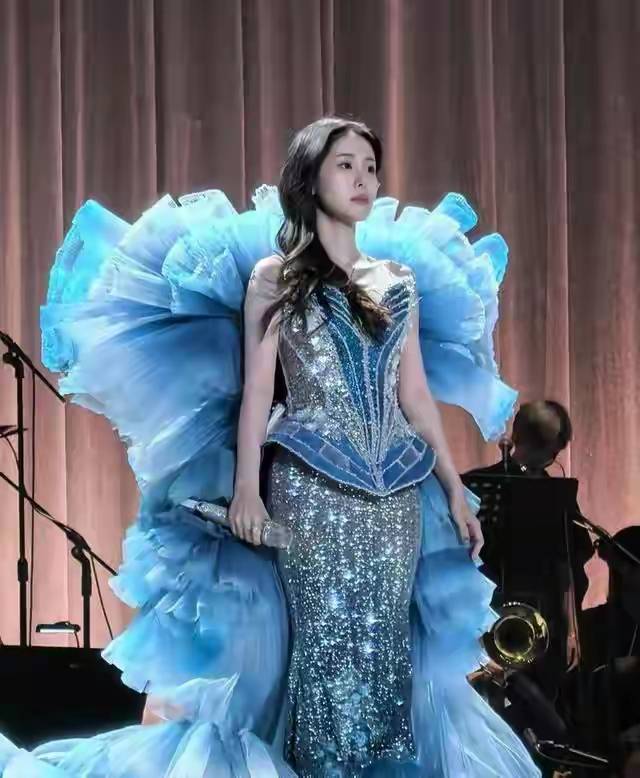 张碧晨《歌手》决赛出局 里子面子全丢