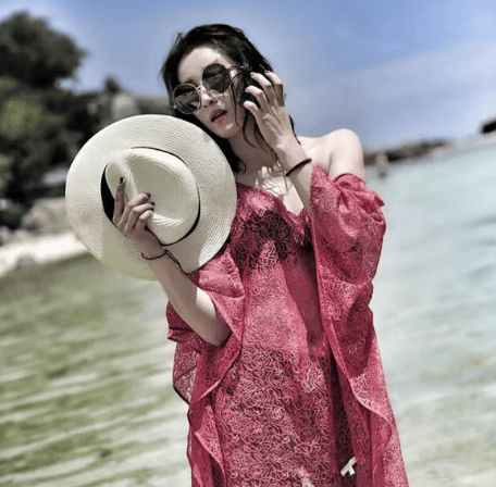 张殿菲前女友爆料:十年不忠及不当行为