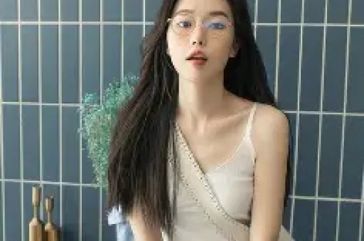 百万粉网红喊假一赔万被指售假,维权遭拒称文化低