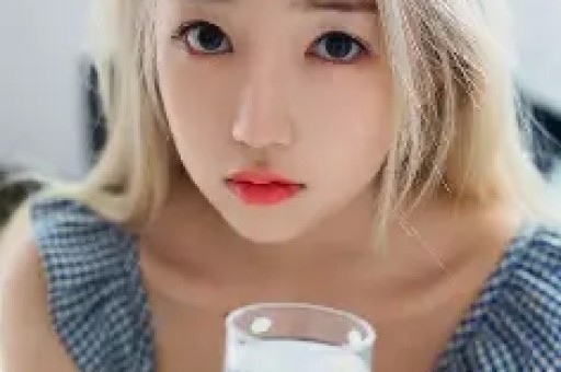 女主播最新资讯:花400万追爱反被骗?