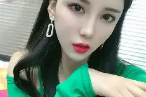 白冰婚内出轨实锤 聊天记录曝光网红凉透