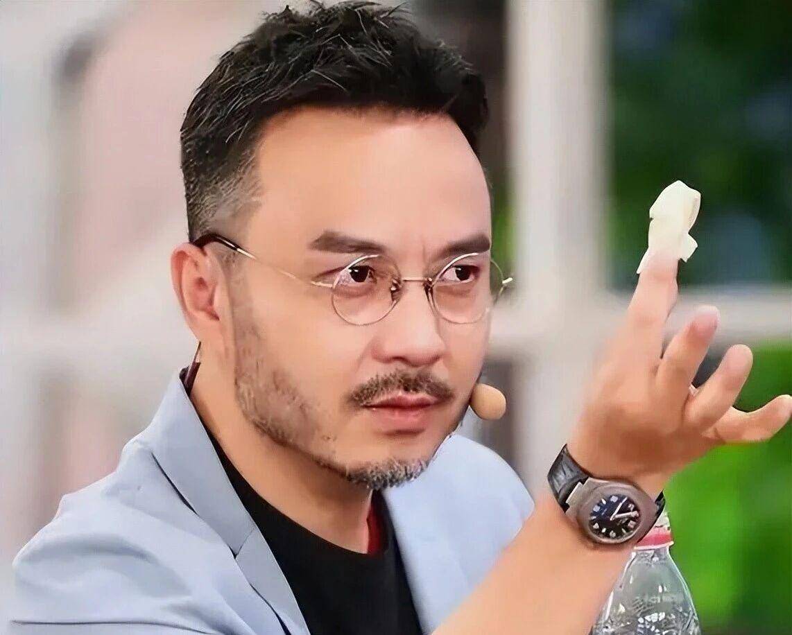 最不受欢迎明星榜单:榜首因相关行为受关注,多明星代言引争议
