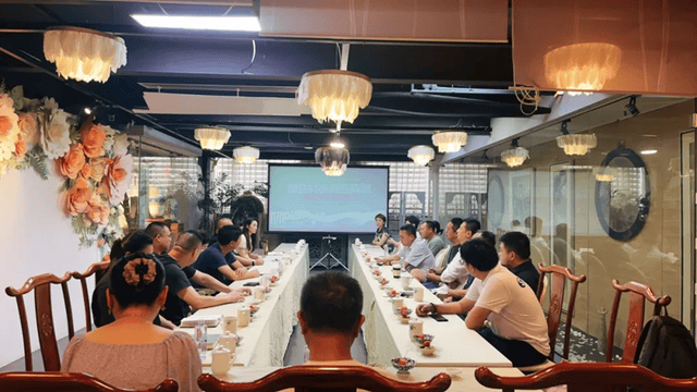 中华好蟹携手好海参亮相2024蟹博会