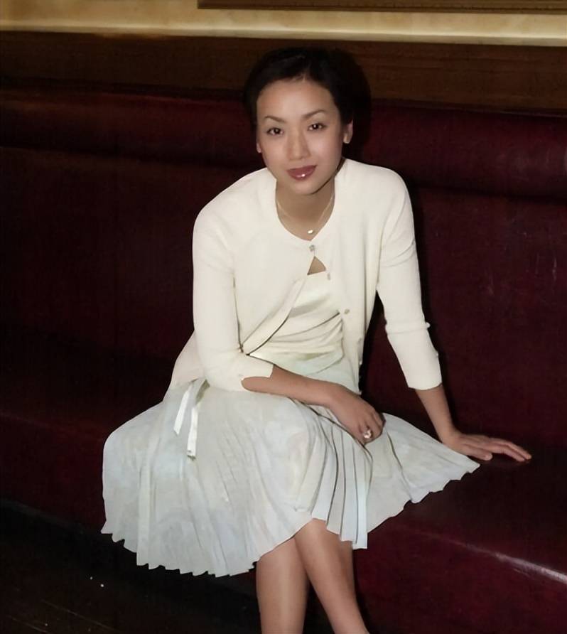 香港第一美女拒刘德华求婚 遭家暴12年