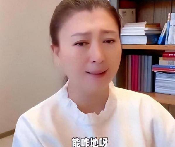 闫学晶解封3月亮底牌荒唐自砸脚