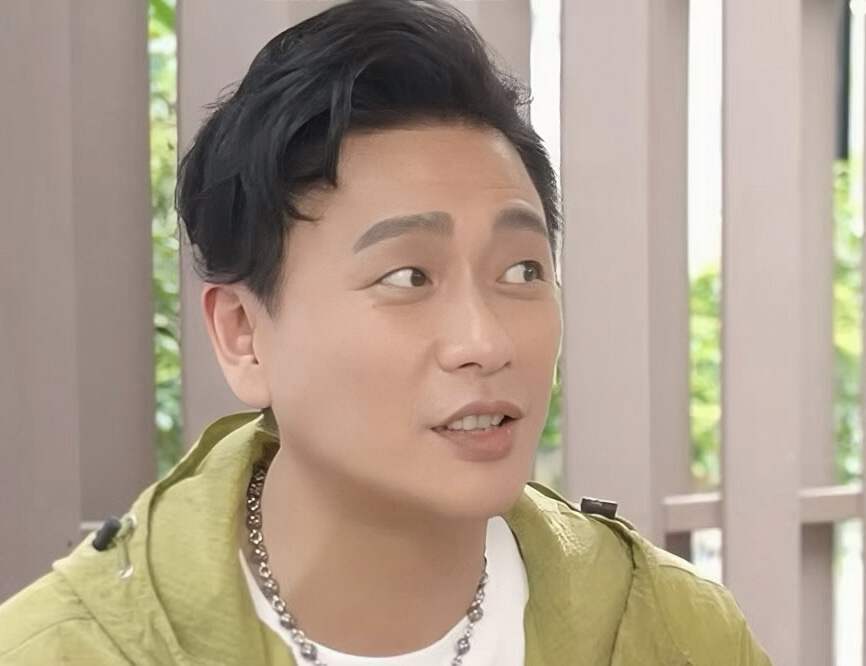 香港男星因父母离婚不婚 死前花光积蓄