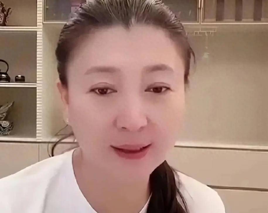 六月五大瓜！黄一鸣封禁、韩红翻车、黄子韬生子实锤