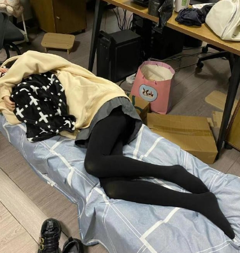 51爆料官网首页：热门吃瓜每日更新